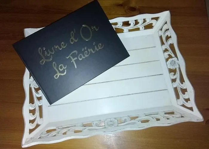 Ferienhaus La Faerie - A La Campagne - 18 Personnes